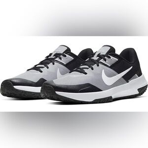 Nike Men's Varsity Compete TR 3 Size 10 LT Smoke Grey White-Black